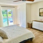 mastoor bedroom with pool view